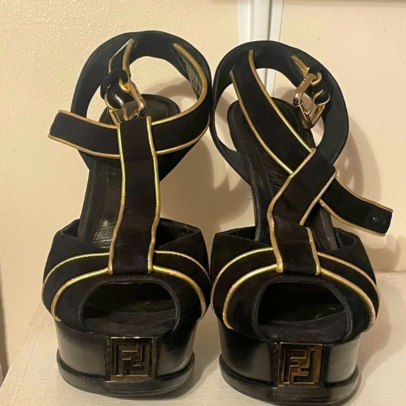 Fendi Shoes Heels Size 39.5 Authenticated! - Picture 3 of 7